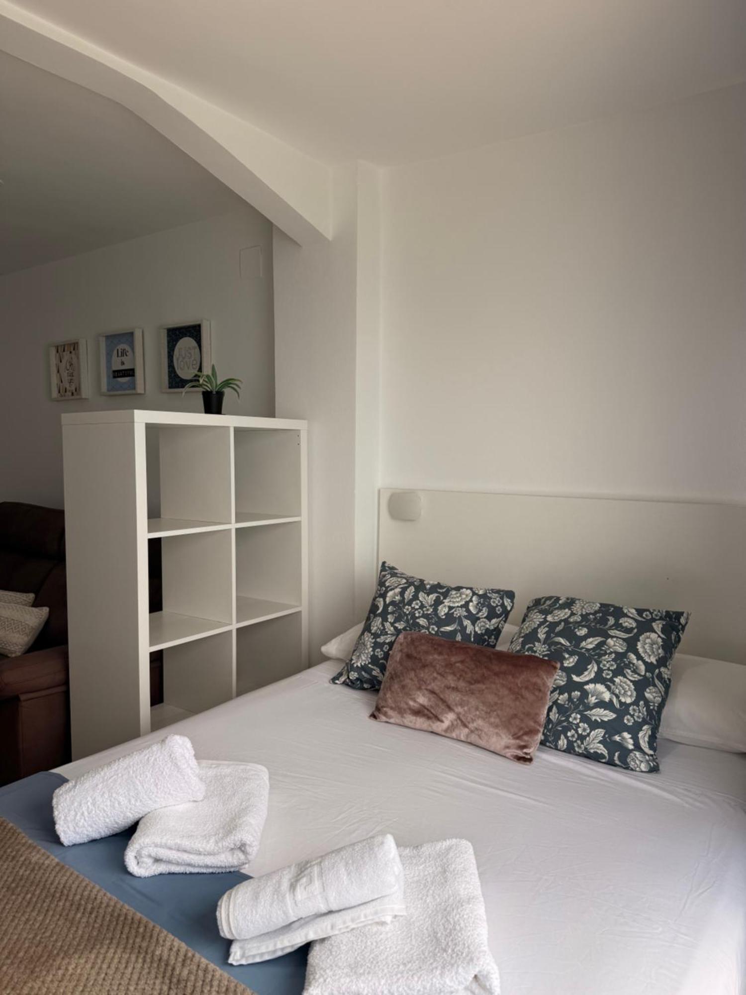 Damas Piso18 Apartment *